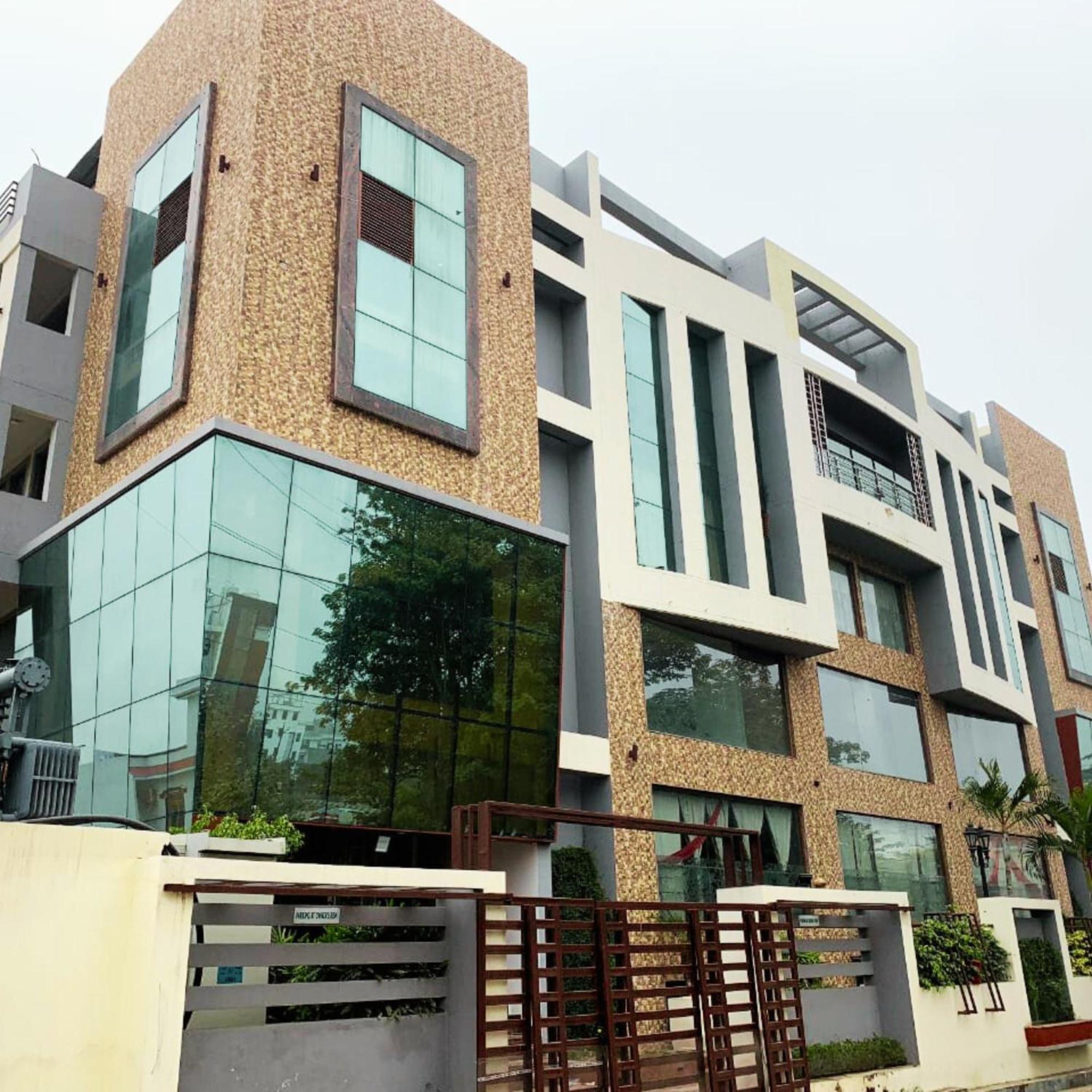 Hotel Lake View Grand Lucknow Exterior photo